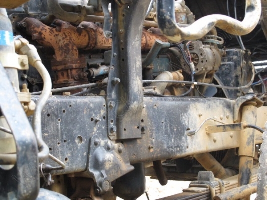 รถบรรทุก 10 ล้อดั๊มพ์ ยี่ห้อ NISSAN 225 แรงม้า รถบรรทุก 10 ล้อดั๊มพ์ ยี่ห้อ NISSAN 225 แรงม้า