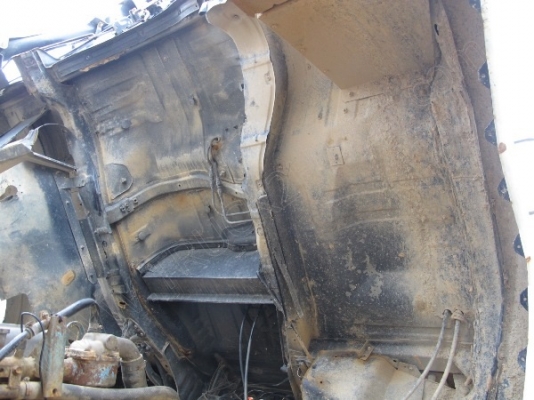 รถบรรทุก 10 ล้อดั๊มพ์ ยี่ห้อ NISSAN 225 แรงม้า รถบรรทุก 10 ล้อดั๊มพ์ ยี่ห้อ NISSAN 225 แรงม้า