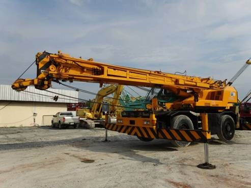 รถเครนนำเข้าโดยตรงจากญี่ปุ่น rough terrain TADANO TR250M-6