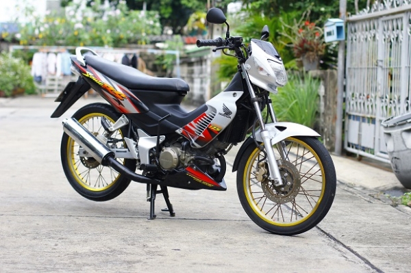 ขาย โซนิค ล้อทอง เดิมๆ สวยๆ  รถมือเดียว