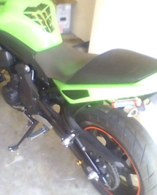 er6 ปี 2009  ทะเบียนแท้พร้อมโอนของแต่งพร้อม  ด่วยเลย