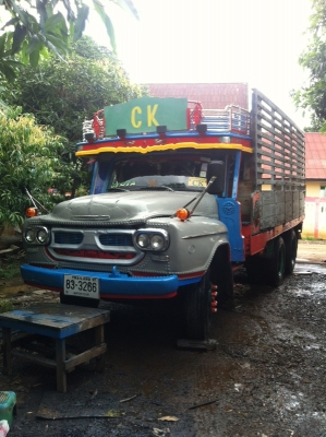 ขาย 10 ล้อห้วยาวเพลาเดียว ช่วงล่างลูกหมากร้อย เครื่อง HO7C