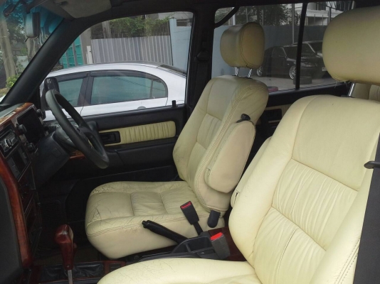 ISUZU - TROOPER - LS 3.2 AT ISUZU - TROOPER - LS 3.2 AT