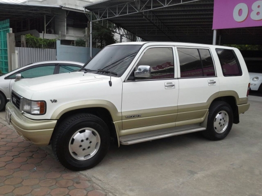 ISUZU - TROOPER - LS 3.2 AT ISUZU - TROOPER - LS 3.2 AT