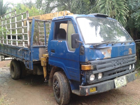 ขายด่วน!  รถ 6 ล้อ TOYOTA BU91 (3 ใบปัด) 115 แรงม้า พร้อมเครน TADANO  3 ตัน