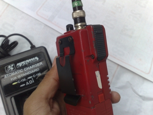 ขายADI commader 245 ใช้งานได้ปกติรับและส่ง กำลังส่งออก 5 วัตต์ สิ่งที่จะได้ 1.ตัวเครื่อง 2.แบต 10 ก้อน 3.เสายาง 4.แท่นชาร์ท ขายในราคา 1900 บาทสนใจพร้อมโอน ธนาคารไทยพาณิชย์ 0524083475 นิธิโรจน์ วงษ์ขันธ์เดช ขายADI commader 245 ใช้งานได้ปกติรับและส่ง กำลังส่งออก 5 วัตต์ สิ่งที่จะได้ 1.ตัวเครื่อง 2.แบต 10 ก้อน 3.เสายาง 4.แท่นชาร์ท ขายในราคา 1900 บาทสนใจพร้อมโอน ธนาคารไทยพาณิชย์ 0524083475 นิธิโรจน์ วงษ์ขันธ์เดช