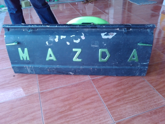 ฝาท้ายกระบะมาสด้า 1000 ตัวหนังเล็ก