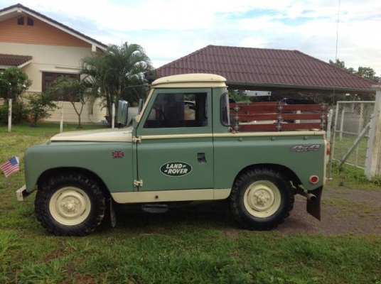 แลนด์โรเวอร์ ซีรี่2 ช่วงสั้น เครื่องดีเซล อีซูซุ240 เกียร์เดิมทะเบียนพร้อมโอน แลนด์โรเวอร์ ซีรี่2 ช่วงสั้น เครื่องดีเซล อีซูซุ240 เกียร์เดิมทะเบียนพร้อมโอน