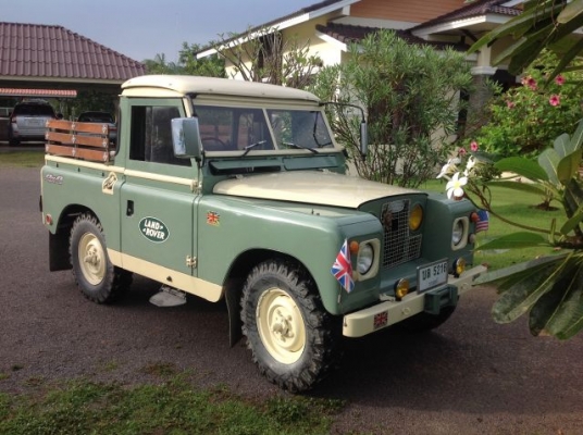 แลนด์โรเวอร์ ซีรี่2 ช่วงสั้น เครื่องดีเซล อีซูซุ240 เกียร์เดิมทะเบียนพร้อมโอน แลนด์โรเวอร์ ซีรี่2 ช่วงสั้น เครื่องดีเซล อีซูซุ240 เกียร์เดิมทะเบียนพร้อมโอน