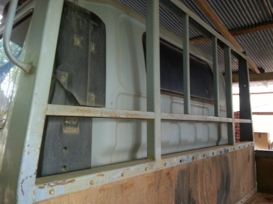 ขายหกล้อ บรรทุก อิซุซู 120 ฝาขาว ขายหกล้อ บรรทุก อิซุซู 120 ฝาขาว