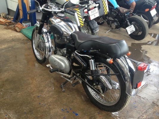 ขาย Royal Enfield ปี 1995 ราคา 110,000 บาท ขาย Royal Enfield ปี 1995 ราคา 110,000 บาท