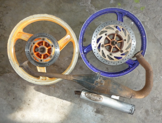 ล้อแมีก ser  se หน้า -หลัง  17  พร้อมท่อ pdkติดรถ  4500 บาทรวมส่งทั่วไทย