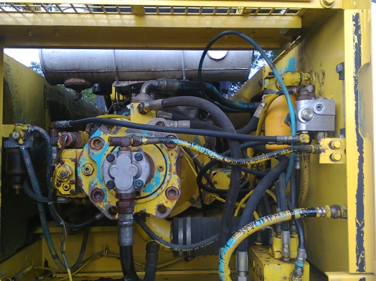 ขายด่วน SK220มาคร์ที LL นำเข้าเก่าญี่ปุ่นแท้ไม่เคยใช้งานในไทยเลย  พร้อมใช้ไฟฟ้าครบ เดิมๆๆจากนอก ชั่วโมงทำงานน้อย 47xx