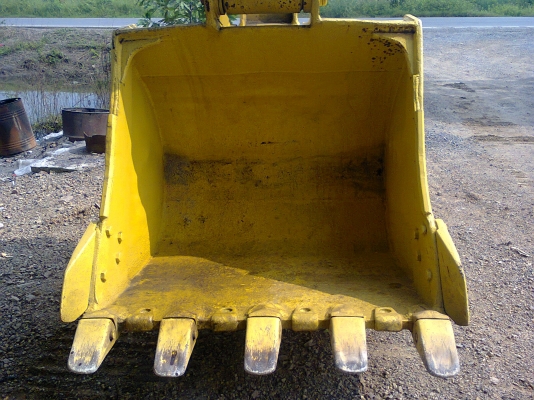 ขายด่วน SK220มาคร์ที LL นำเข้าเก่าญี่ปุ่นแท้ไม่เคยใช้งานในไทยเลย  พร้อมใช้ไฟฟ้าครบ เดิมๆๆจากนอก ชั่วโมงทำงานน้อย 47xx