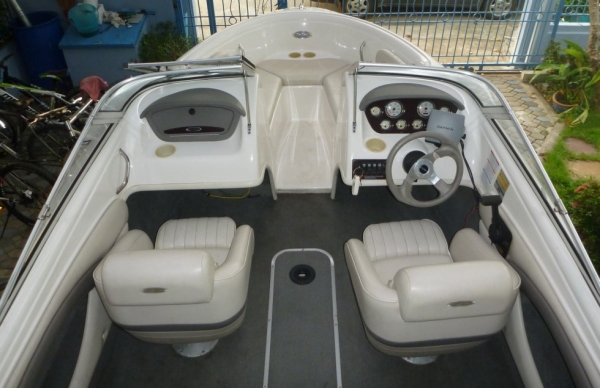 ขายเรือ รุ่น Chaparral 180 SSi ปี 2005