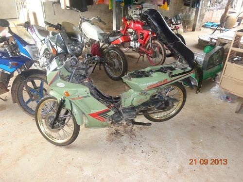 kawasaki serpico 150