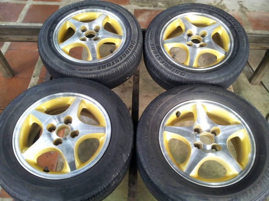 ขายล้อ civic ตาโต 4รุ 100 ขอบ14