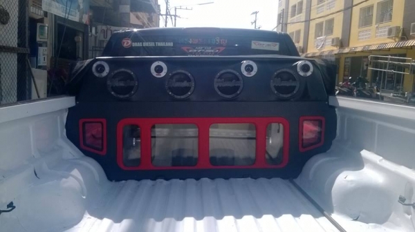 ขายคับขายเครื่องเสียงมาสด้าBT50proแคบ มีพาเวอร 3ตัว มีปรีให้ ชุดสายไฟครบ 25000บาทคับ โทร 0845270148 บอล