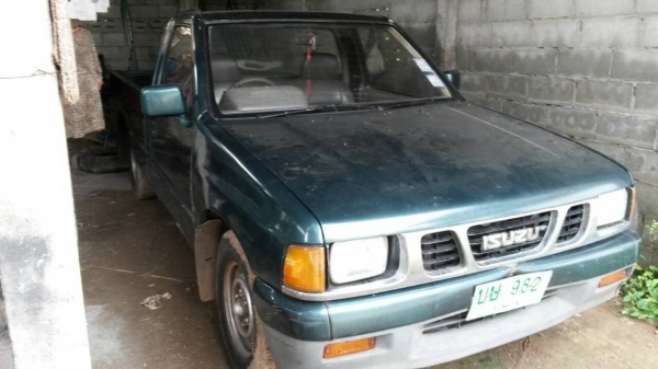 ***ขายแล้วครับขอบคุณ Truck2hand ขาย มังกรทอง87แรงตอนเดียว หูช้างแท้ยอดนิยม ปี33 เครื่องเดิมเกียร์เดิม ช่วงล่างแน่น คัสซีดีไม่ผุ สีดี บาง ภายในเก๋งคอนโซลครบ พ.ธรรมดา แอร์เย็น ยางดี4เส้น พร้อมใช้งาน เอกสารครบ ราคาต่อรองได้เด้อ พี่น้องครับ