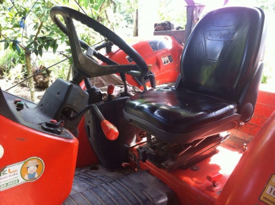 รถไถ่ KUBOTA  7040  สนใจติดต่อ 081 - 6079515