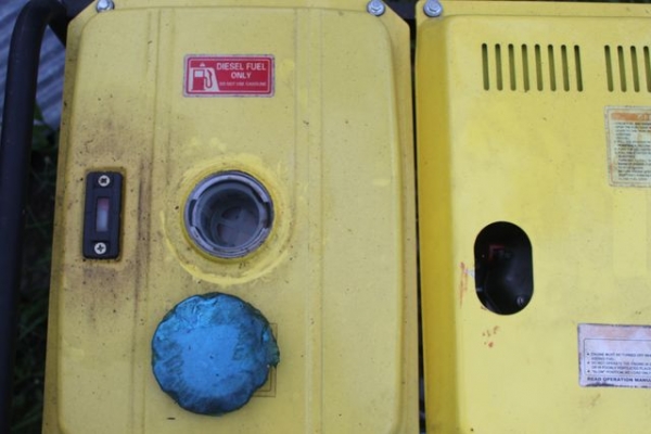 ขายเครื่องปั่นไฟ ดีเซล 6500 watt สภาพใหม่มากๆ