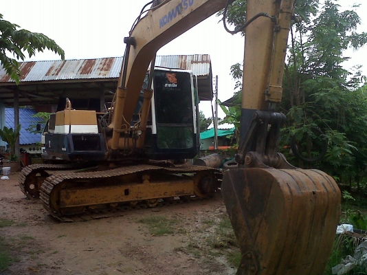 ขายรถแบคโฮPC120-3 สภาพพร้อมใช้  แอร์เย็น รถทำงานทุกวัน