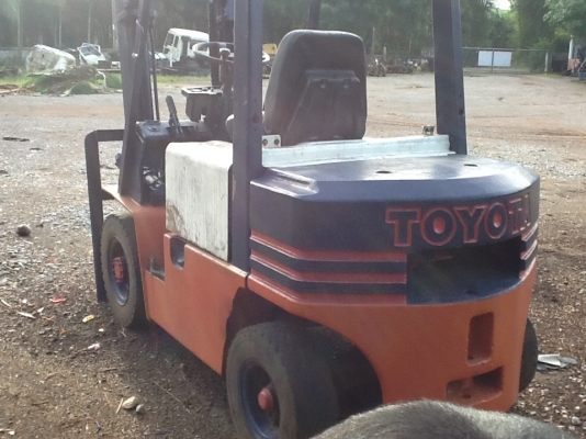 ฝากขายโฟคลิฟTOYOTA2.5