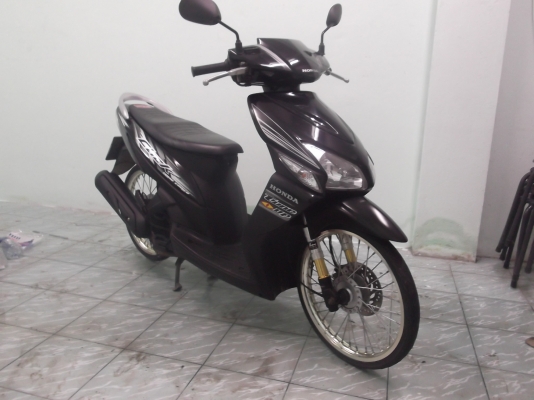 ขาย HON CLICK (คลิก) เครื่องดีทะเบียนพร้อมชุดโอนภาษี 57อยุ่ชลบุรี