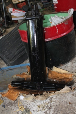 ขาย กระบอกไฮดรอลิคเก่าเก็บ