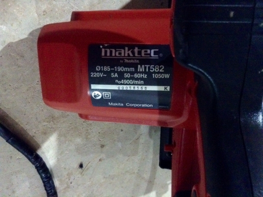 ขายเลื่อยวงเดือน 7" ยี่ห้อ Maktec รุ่น MT582 ขายเลื่อยวงเดือน 7" ยี่ห้อ Maktec รุ่น MT582