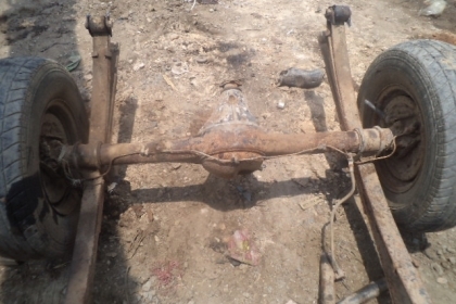 ขายเฟืองท้าย dutsun 620 พร้อมแหนบเอาไปทำอะไหล่ ราคาถูก มาก 4900