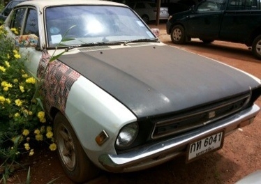DATSUN SUNNY B210 รถสวยคลาสสิคเดิมๆทั้งคัน เครื่องแห้งแรงดีไม่มีเยิ้ม ภายในเก๋งแอร์เย็น คอนโซลภายในสวยครบไม่มีผุกร่อน ช่วงล่างแน่นดี ยางสภาพดี 4 เส้นประมาณ 70\% พร้อมใช้งาน เอกสารทะเบียนครบพร้อม ราคาต่อรองได้ครับ