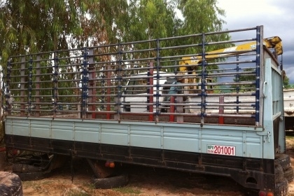 ขายกะบะพร้อมคอกเหล็ก