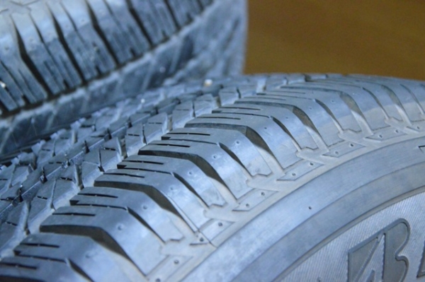 ขายล้อแม็กฟอร์ดขอบ 17"พร้อมยาง265 65 17ปี 12 แค่ 16000