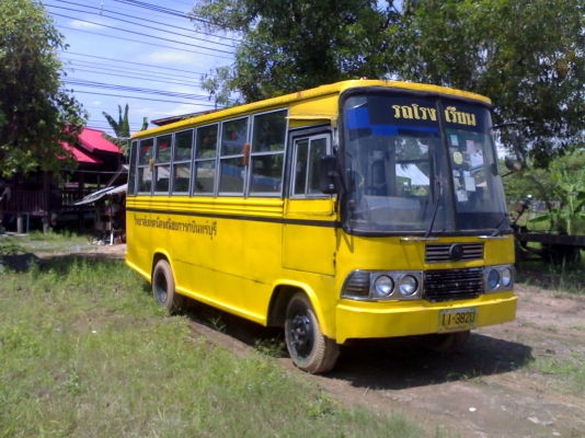 ขายรถบัสโดยสารโรงเรียน HINO KMเครื่อง EH300 สภาพสวยๆ