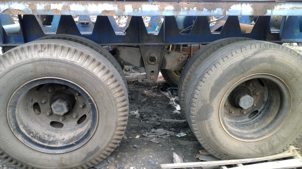 หางพื้นเรียบยาว12ม.2คาน ของKS ปี*2543 หางยังสวย ล้อมีครบ..เล่มพร้อม...