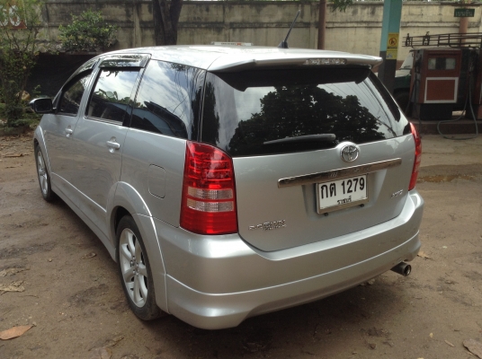 Toyota Wish 2.0 Q Limited ปี 2004 Sunroof Toyota Wish 2.0 Q Limited ปี 2004 Sunroof