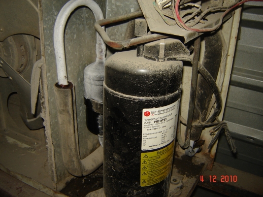 ซ่อม ติดตั้ง ถอด ย้าย  ล้างใหญ่แอร์ 500 บาท