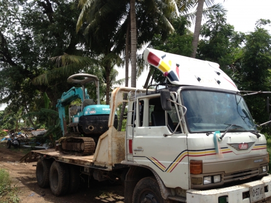 ขาย  kobelco 30 ur  คันนี่ทํางานดี เร็ว ไว ปหยัดนํ้ามัน ครับ