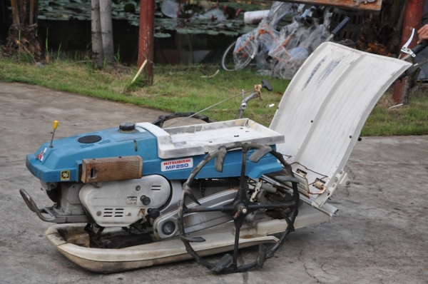 ขายรถดำนาราคาถูก MITSUBISHI MP250สภาพสวยเดิมจากญี่ปุ่น อุปกรณ์ครบ 18,000เท่านั้น!!