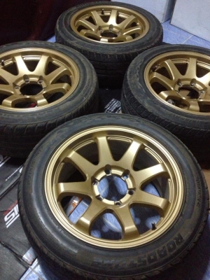 ขายล้อ Lenso ขอบ17 6รู กว้าง8 พร้อมยางถูกๆ 9000.- ขายล้อ Lenso ขอบ17 6รู กว้าง8 พร้อมยางถูกๆ 9000.-