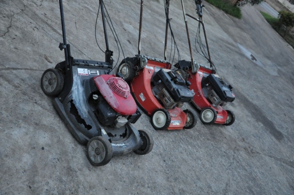 ขายรถตัดหญ้า สภาพเดิมๆจากญี่ปุ่น ราคาถูก
