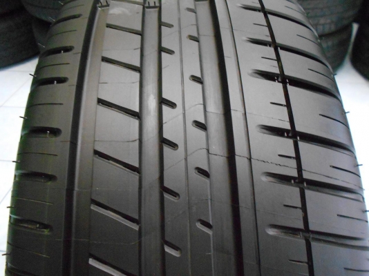 ขายเศษยาง มิชลิน ไพลอต สปอร์ต 3 ขนาด 215/45/17 ปลายปี 12 ยางไม่เคยลงพื้น 1 เส้น/ใส่-ถ่วงฟรีค่ะ
