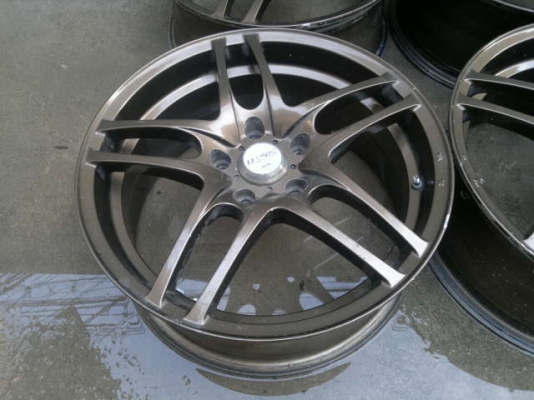 ---- ขาย ---- ล้อ weds 17 X 7 et 45 5 รู 114.3 JAPAN ---- ขาย ---- ล้อ weds 17 X 7 et 45 5 รู 114.3 JAPAN