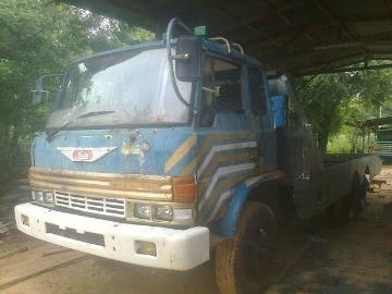 HINO F17 เทรนเลอร์ 1เพลา ท้ายไฮดรอลิค ขึ้นรถเกี่ยว HINO F17 เทรนเลอร์ 1เพลา ท้ายไฮดรอลิค ขึ้นรถเกี่ยว