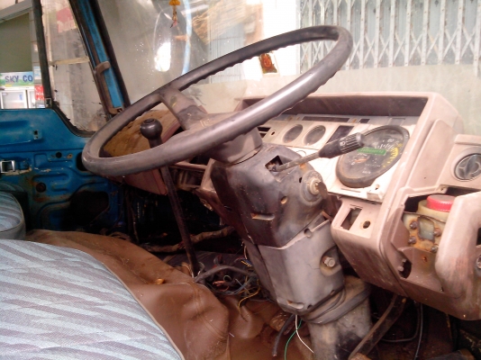 HINO F17 เทรนเลอร์ 1เพลา ท้ายไฮดรอลิค ขึ้นรถเกี่ยว HINO F17 เทรนเลอร์ 1เพลา ท้ายไฮดรอลิค ขึ้นรถเกี่ยว