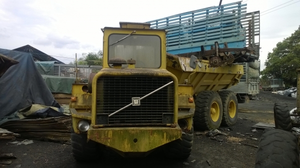 รถดั้มVOLVO เครื่อง6สูบ จอดนาน ขายตามสภาพ....(ยังใช้งานได้ปกติ)