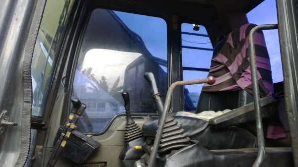 PC200-6 ซีเรียลสูงS/N97XXX บอดี้สวย เอวแน่น ไฟฟ้าครบ แอร์ครบ เล่มทะเบียน PC200-6 ซีเรียลสูงS/N97XXX บอดี้สวย เอวแน่น ไฟฟ้าครบ แอร์ครบ เล่มทะเบียน