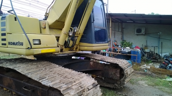 PC200-6 ซีเรียลสูงS/N97XXX บอดี้สวย เอวแน่น ไฟฟ้าครบ แอร์ครบ เล่มทะเบียน PC200-6 ซีเรียลสูงS/N97XXX บอดี้สวย เอวแน่น ไฟฟ้าครบ แอร์ครบ เล่มทะเบียน