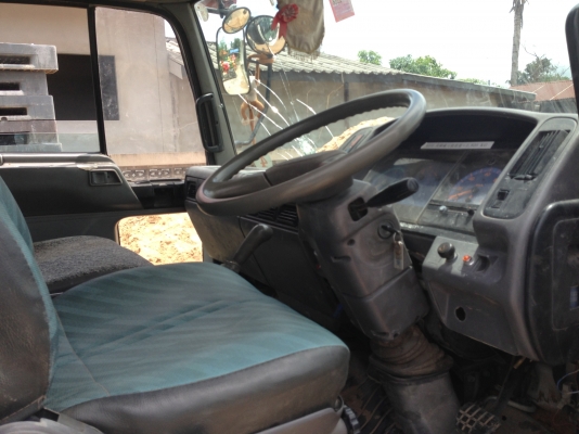 ขายด่วน รถบรรทุก 6 ล้อกระบะดั้ม HINO FC4J-140 แรง รถจดทะเบียนปี 2555 คัซซี FC4JEA-109xx  คัซซีใหญ่ สวยตลอดเส้น เครื่อง HINO JO5C -140 แรง เครื่องดี หัวสภาพสวย ภายในครบ กระบะดั้มสภาพดี ช่วงยาว 4.30 เมตร ช่วงล่างใหญ่ ยางสวย เอกสารครบ ภาษีเต็ม เล่มทะเบียนพร้